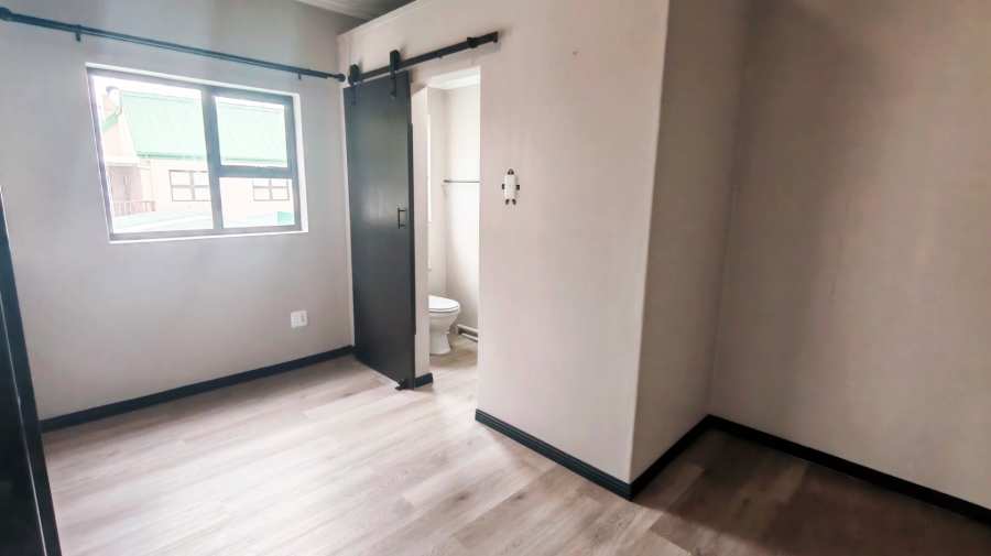 3 Bedroom Property for Sale in Twee Kuilen Western Cape